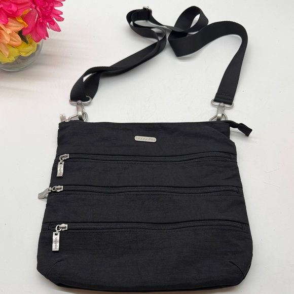 Baggallini Black Nylon Crossbody Bag NYB8524K - Picture 6 of 14
